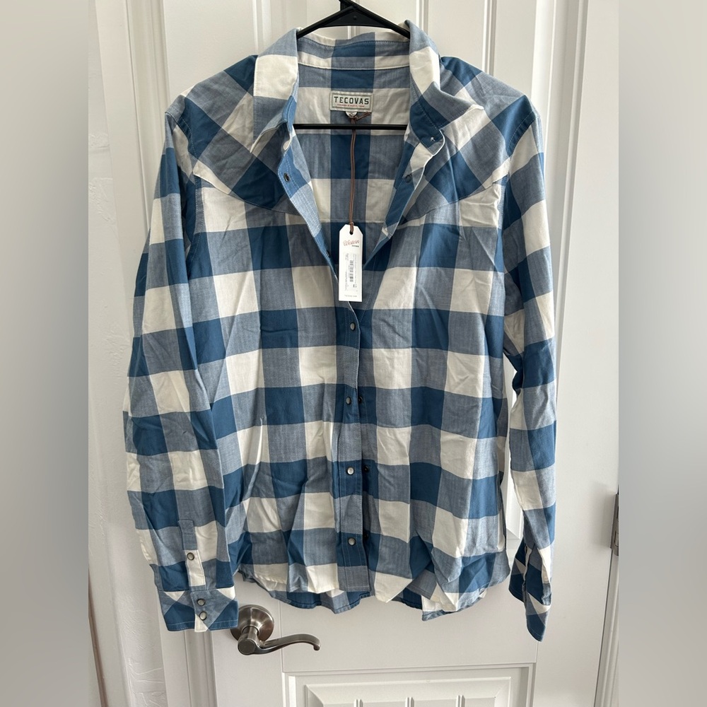 Tecovas Blue and White Pearl Snap Shirt!